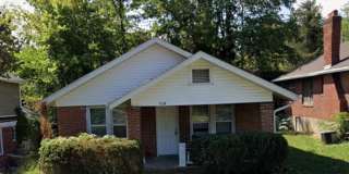 3 bedroom, 1 bathroom East Campus House Gallery 1