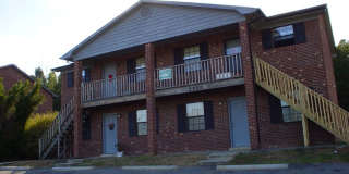 Comfortable 2 Bedroom Living with All Utilities Included on Oakcroft Gallery 1