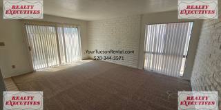 Fort Lowell & Campbell 2/1 - A/C and all appliances Gallery 6