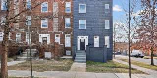 2301 Whittier Avenue - 1 Gallery 3