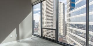 State and Grand Gallery 18