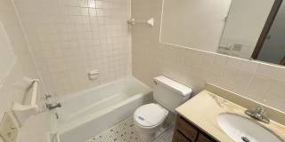 956 Place Apartments Gallery 15