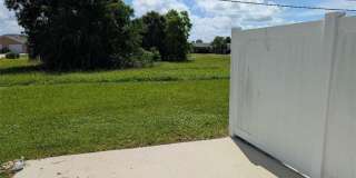 4407 SW 8th Court Gallery 10
