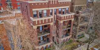 3229-31 N Kenmore Gallery 3