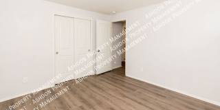 5542-5554 S. Grant St. Gallery 10