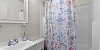 The Oaks Gate City Gallery 13