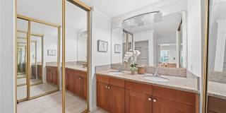 185 Streamwood Gallery 12