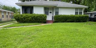 Cozy Home Located In Broadmoor Cozy Home Located In Broadmoor Gallery 1