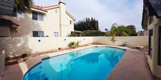 Single Story Home w/Pool in The Lakes! Gallery 49