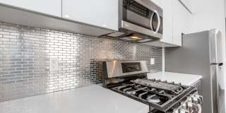 Townhouse in East Hollywood w/ Parking & Private Rooftop Deck! Gallery 9