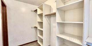 2048 Walnut Street Gallery 15