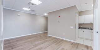 19441 GOLF VISTA Plaza Gallery 6