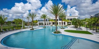 Manor Hialeah Gallery 23