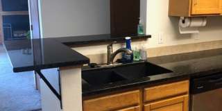 Furnished or Unfurnished One Bedroom / One Bath Apartment in Central Boulder Gallery 7