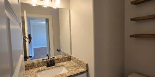 Modern and Spacious 4 bedroom home in Olive Branch for Lease Gallery 16