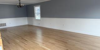 33 Laurel Street Gallery 1
