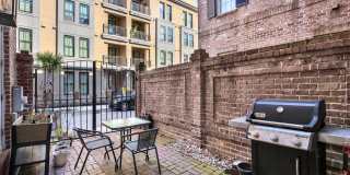 407 East Hull Street Gallery 8