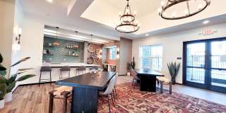 Garrett Uptown Gallery 10