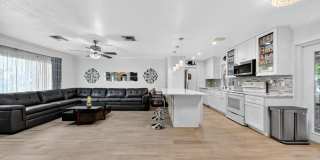 407 Highwood Circle Gallery 3