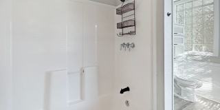 Canyon Lake Upstairs 1/1 — Remodeled, Deck + Hill Country Scenery Gallery 17