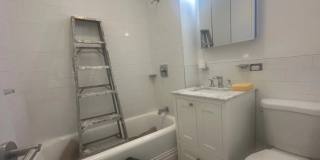 143 E 72nd St Gallery 4