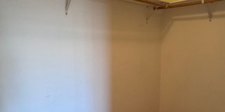 3 Bedroom 2 Bath Penthouse condo in Van Nuys Gallery 16