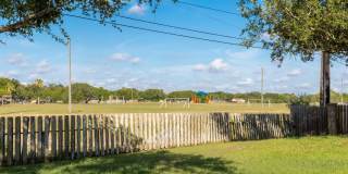 Ridgeway Townhomes on Burnham Drive Gallery 7