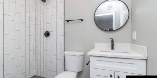 1364 W Ohio Gallery 5