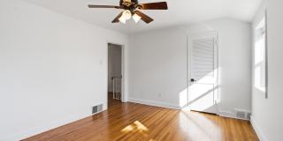 1108 COBBS Street Gallery 13