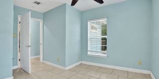 Charming 4-Bedroom Home near Downtown SA! Charming 4-Bedroom Home near Downtown SA! Gallery 13