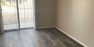 River Walk Apartments Gallery 79