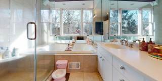 16 Muncy Drive Gallery 21