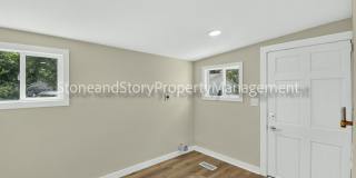 New Remodeled! 4 Bedroom 2 Bath Gallery 19