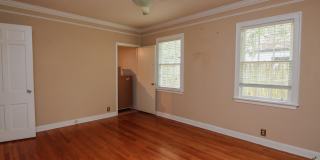 1207 Pine Avenue Gallery 41