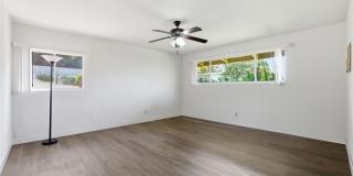 6732 Wooster Avenue Gallery 15