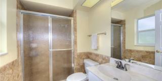 5652 Eichen Circle E Gallery 11