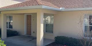 3 bedroom 2 bathroom Condo Gallery 1