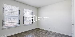 425 East Oakwood Street Gallery 7