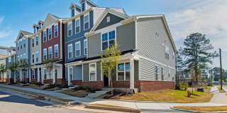 Charming Craftsman-Style 3-Bedroom Townhome in Garner! Gallery 37