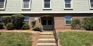 2612 Park Road Gallery 1