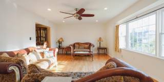 32 Eileen Way Gallery 7