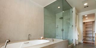 2217 Grand Canal Gallery 17