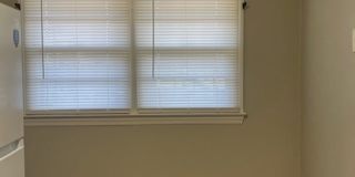 209 Johnson Street ~ Bonnie Doone Gallery 6