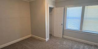 RENT SPECIAL- Free 65" TV At Move In- Spacious 3 Bed, 2 Bath Home in Prime Kansas City Location Near Plaza & Brookside RENT SPECIAL- Free 65" TV At Move In- Spacious 3 Bed, 2 Bath Home in Prime Kansas City Location Near Plaza & Brookside Gallery 9