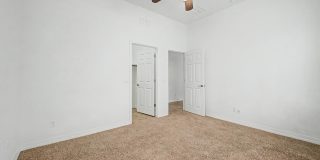 1133 E Buckingham Avenue Gallery 21