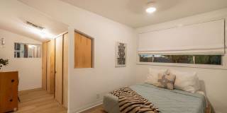 328 Branch St Gallery 19