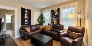 6 Bed/ 2 Bath on Warner Mins. from UC Only $650/pp ($3,900/mo) 6 Bed/ 2 Bath on Warner Mins. from UC Only $650/pp ($3,900/mo) Gallery 1