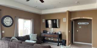WINTER VACATION RENTAL - 3 Bedroom/3 Bath Condo Gallery 6