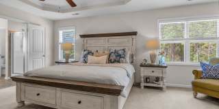 4 bedroom 2.5 bathroom home close to beaches, shopping, and Marine Corps Bases. Gallery 43