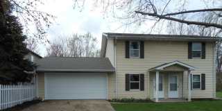 1139 N Park Ave Gallery 1